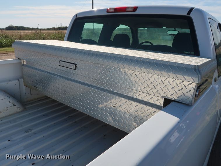 image for item GD9773 2005 Chevrolet Silverado 1500 Ext. Cab pickup truck