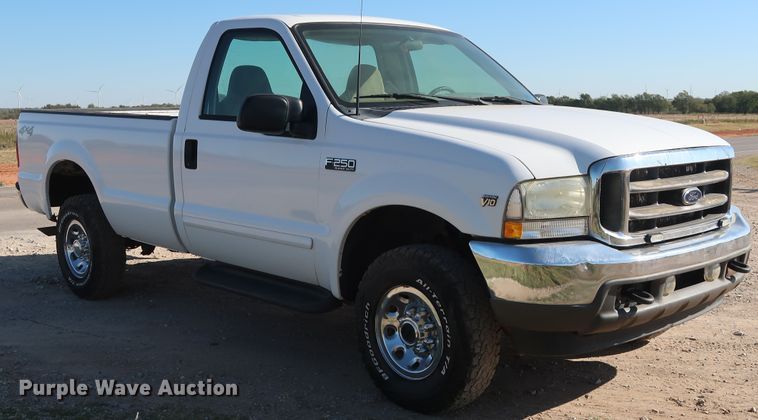 image for item GD9775 2002 Ford F250 Super Duty XLT pickup truck