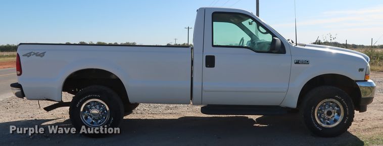 image for item GD9775 2002 Ford F250 Super Duty XLT pickup truck