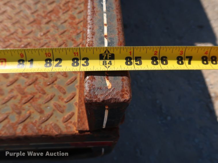 image for item GD9777 1996 Ford F350 XL Crew Cab flatbed pickup truck