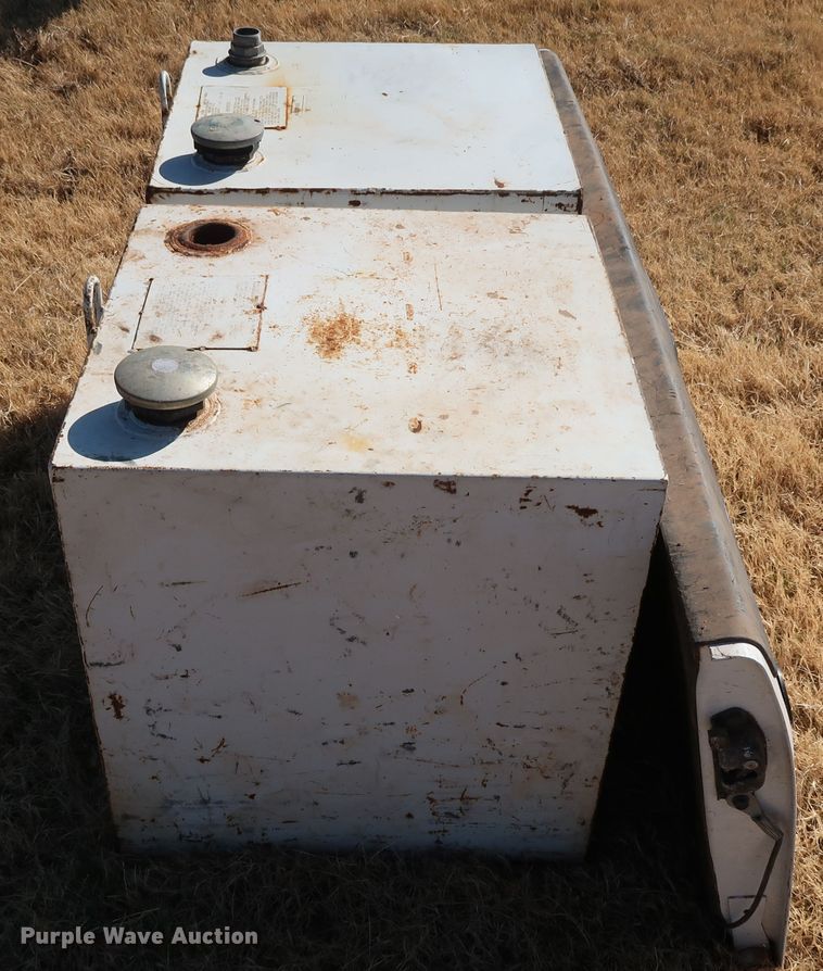 image for item GD9782 (2) Delta Consolidated fuel tanks