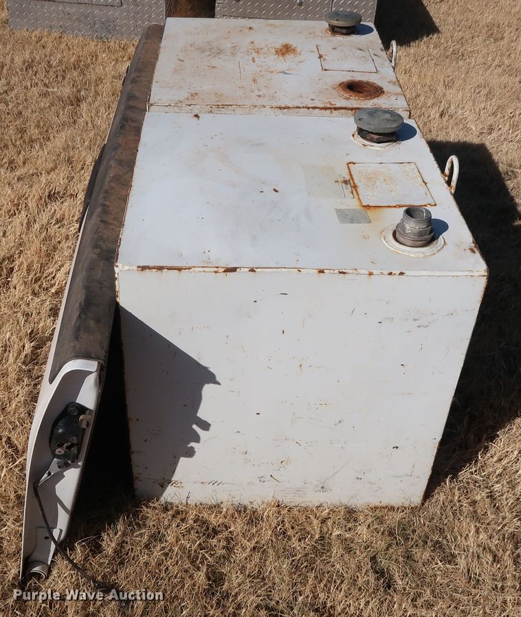 image for item GD9782 (2) Delta Consolidated fuel tanks