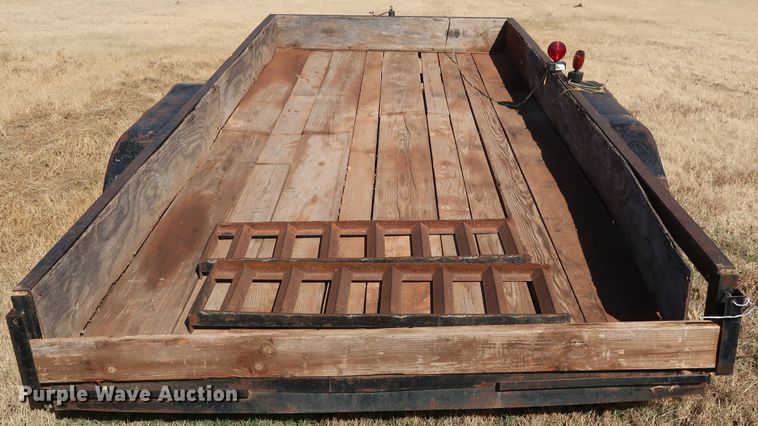 image for item GD9787 2007 Towmaster utility trailer