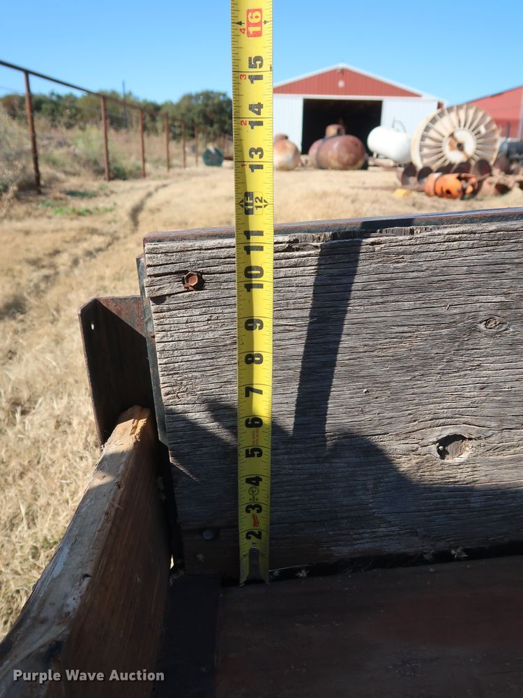 image for item GD9787 2007 Towmaster utility trailer