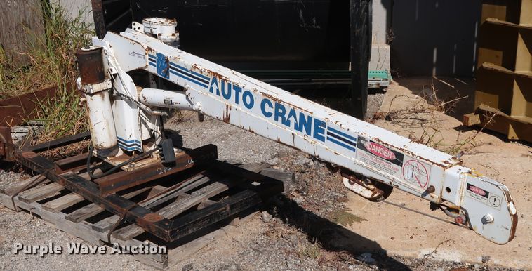 image for item GD9794 Auto Crane 3203P crane