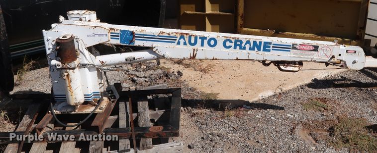 image for item GD9794 Auto Crane 3203P crane