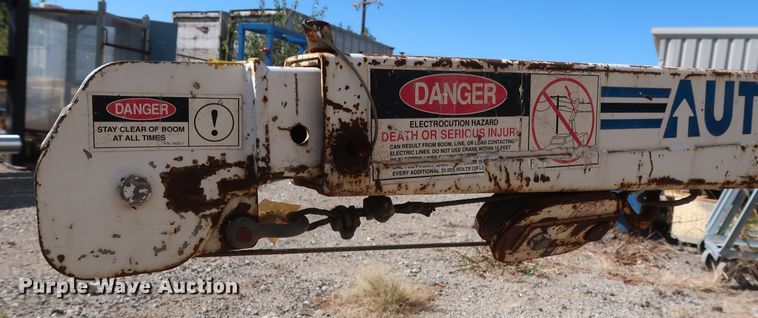 image for item GD9794 Auto Crane 3203P crane