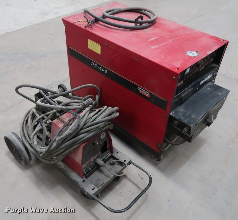 image for item GD9799 Lincoln DC-600 welder