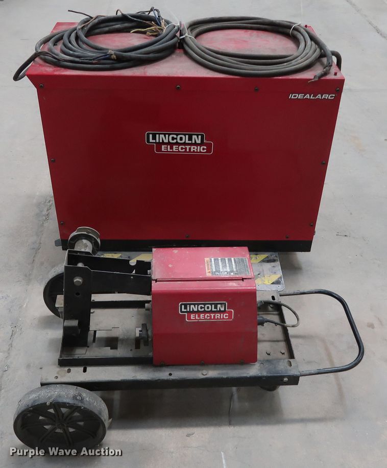 image for item GD9801 Lincoln Idealarc DC-600 welder
