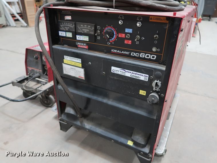 image for item GD9801 Lincoln Idealarc DC-600 welder