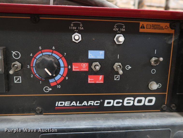 image for item GD9801 Lincoln Idealarc DC-600 welder
