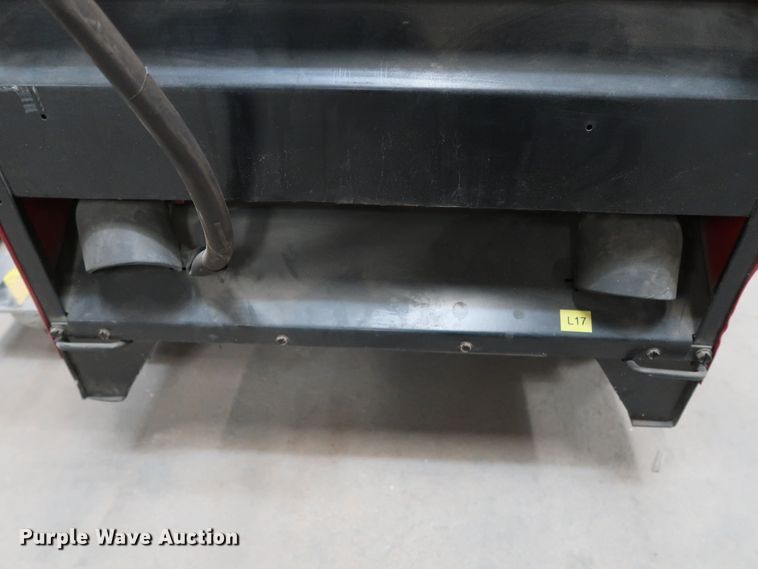 image for item GD9801 Lincoln Idealarc DC-600 welder