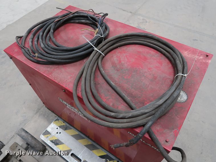 image for item GD9801 Lincoln Idealarc DC-600 welder