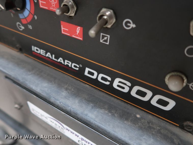 image for item GD9801 Lincoln Idealarc DC-600 welder