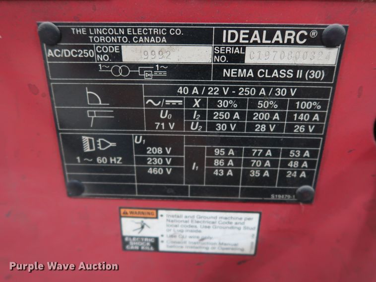 image for item GD9802 Lincoln Idealarc 250 welder