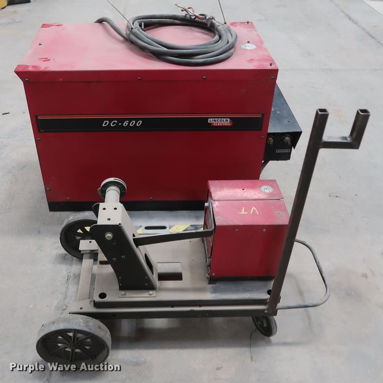 image for item GD9803 Lincoln DC-600 welder