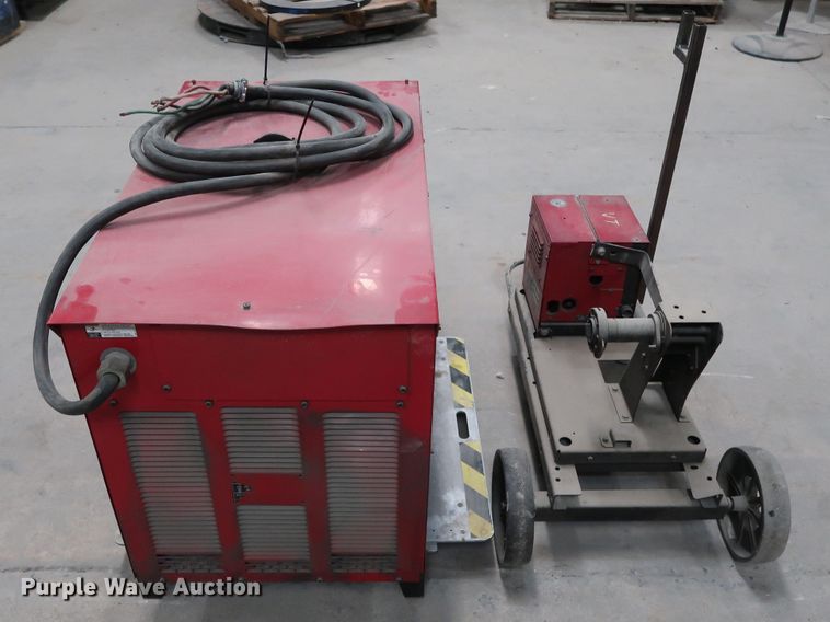 image for item GD9803 Lincoln DC-600 welder