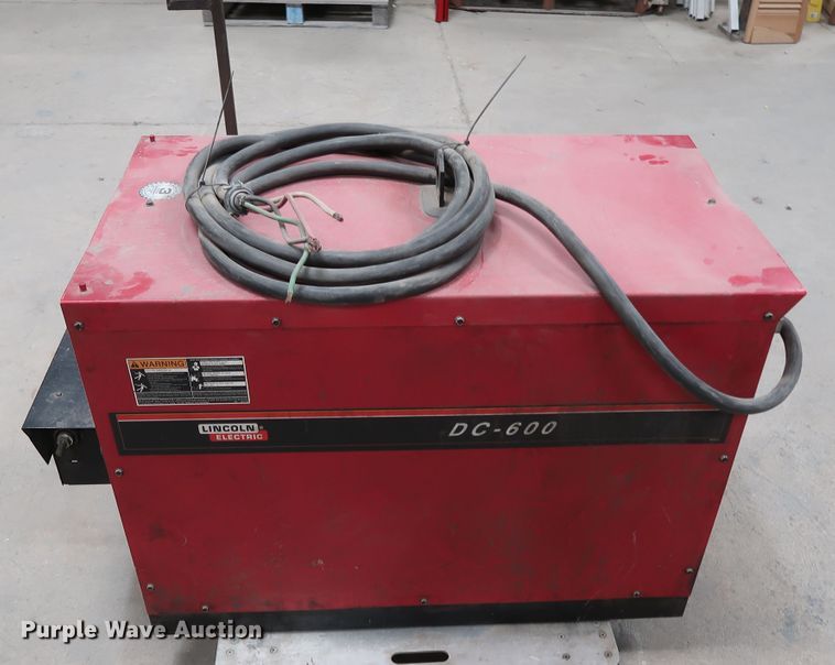 image for item GD9803 Lincoln DC-600 welder