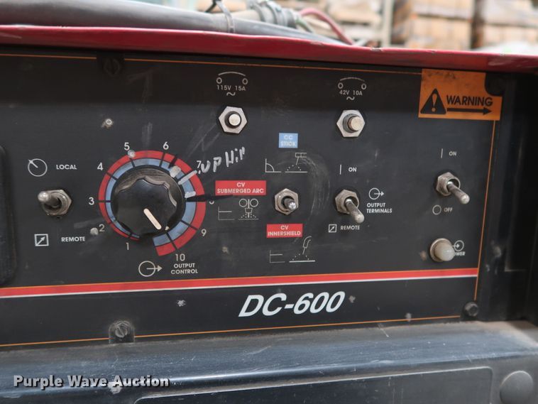 image for item GD9803 Lincoln DC-600 welder