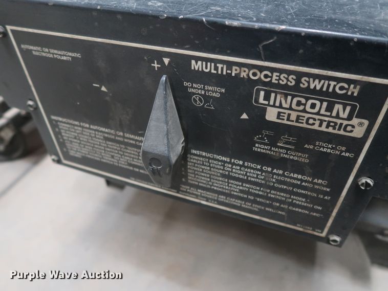 image for item GD9803 Lincoln DC-600 welder