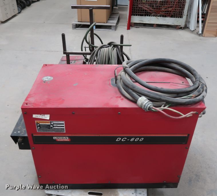 image for item GD9804 Lincoln DC-600 welder