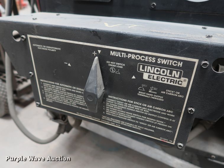 image for item GD9804 Lincoln DC-600 welder