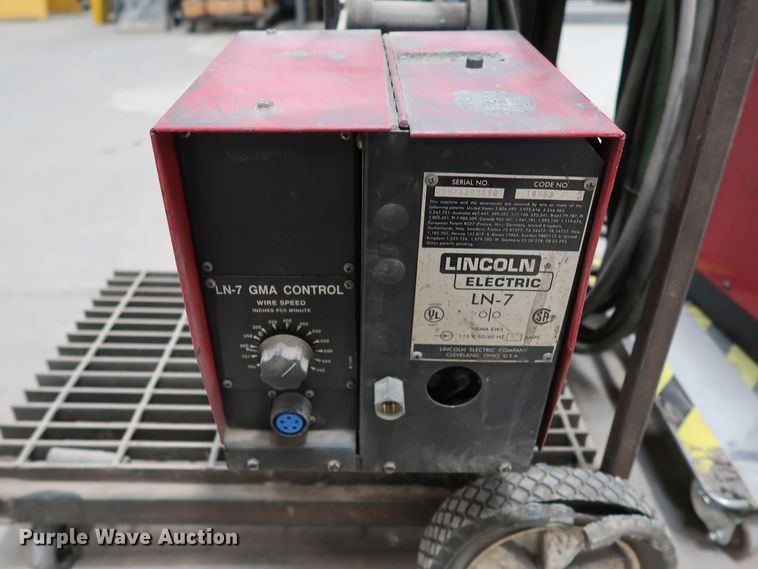 image for item GD9804 Lincoln DC-600 welder