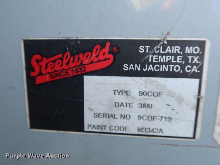 image for item GD9811 2000 Chevrolet C3500 utility bed pickup truck