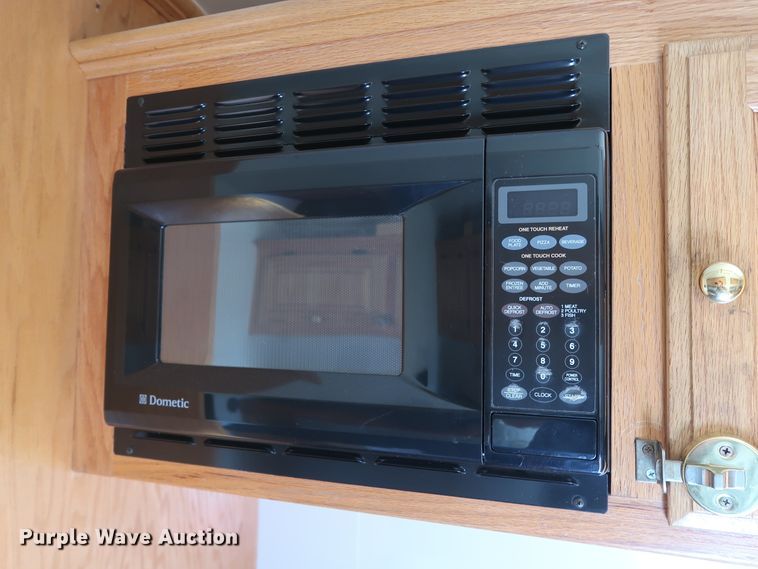 image for item GD9817 2006 Welchel Enterprises Cherokee enclosed cargo trailer