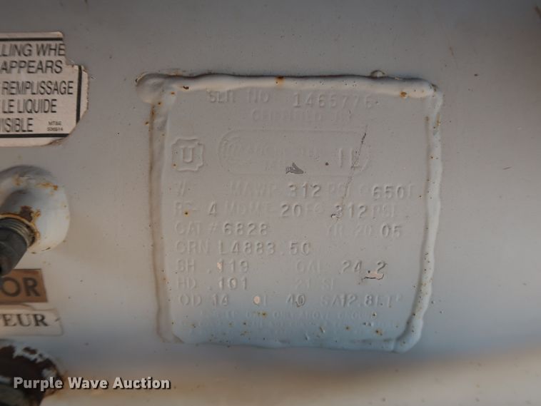 image for item GD9817 2006 Welchel Enterprises Cherokee enclosed cargo trailer