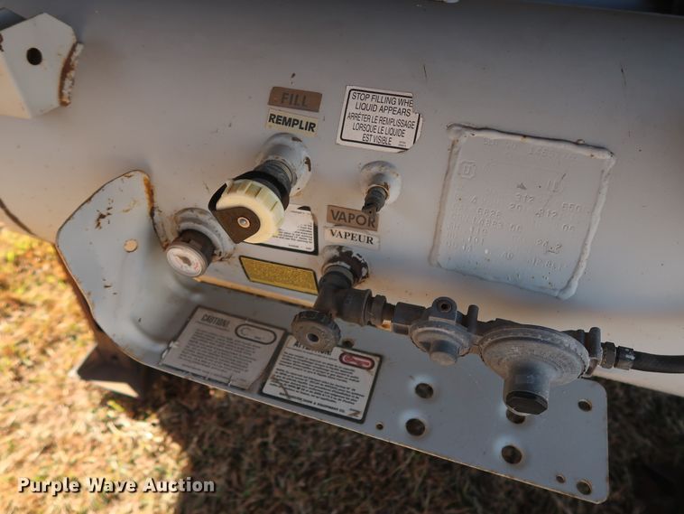 image for item GD9817 2006 Welchel Enterprises Cherokee enclosed cargo trailer