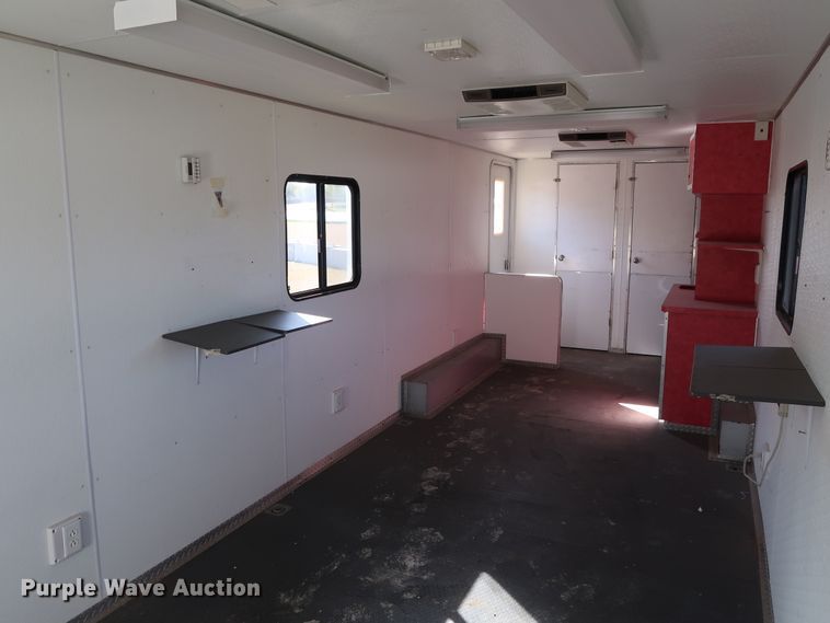 image for item GD9819 2003 Wells Cargo CVG4025W enclosed cargo trailer