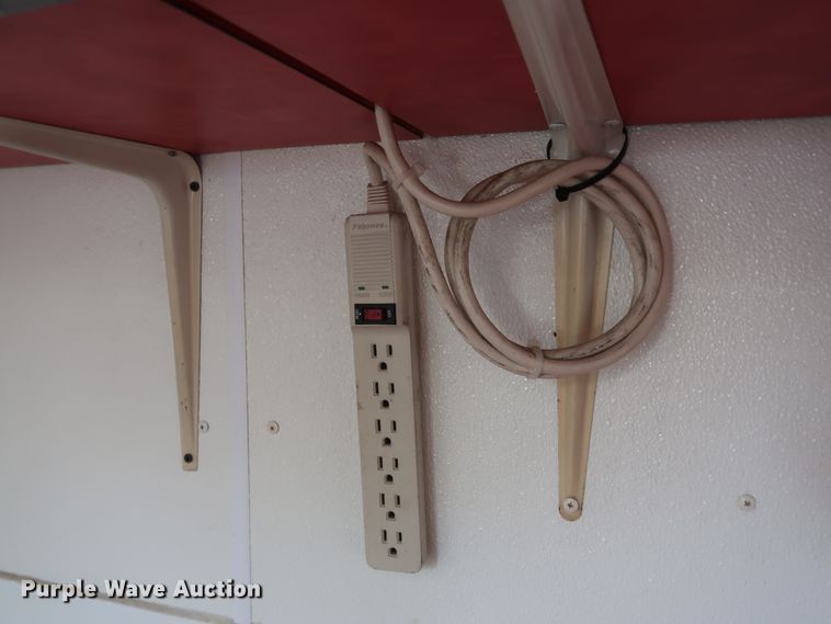 image for item GD9819 2003 Wells Cargo CVG4025W enclosed cargo trailer