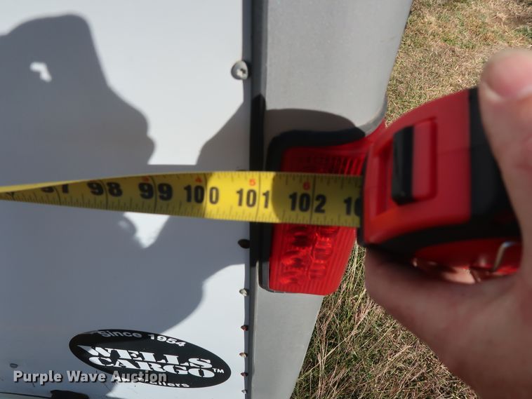 image for item GD9819 2003 Wells Cargo CVG4025W enclosed cargo trailer