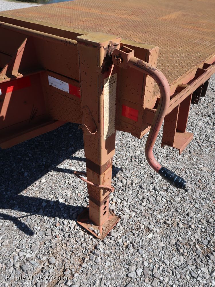 image for item GD9828 Equipment trailer