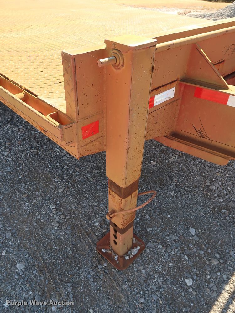 image for item GD9828 Equipment trailer