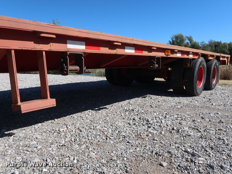 image for item GD9828 Equipment trailer