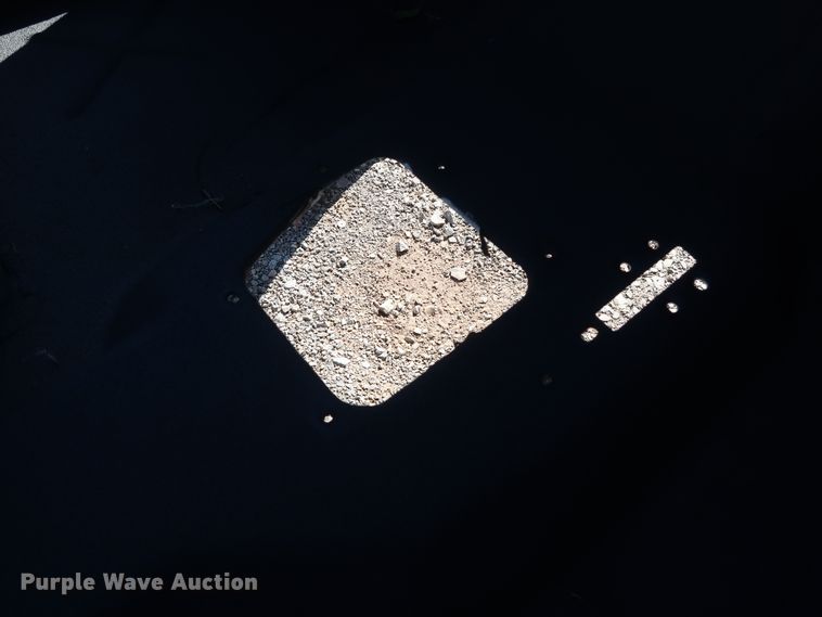 image for item GD9829 2018 Mahindra Roxor Off-Road body