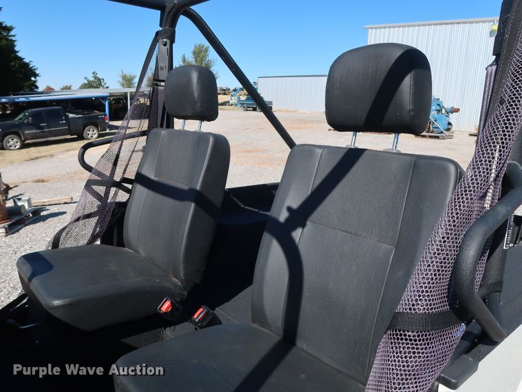 image for item GD9829 2018 Mahindra Roxor Off-Road body