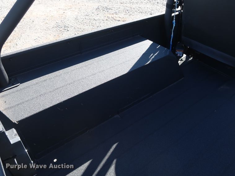 image for item GD9829 2018 Mahindra Roxor Off-Road body