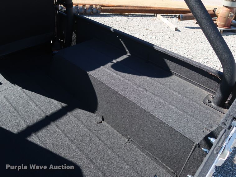 image for item GD9829 2018 Mahindra Roxor Off-Road body