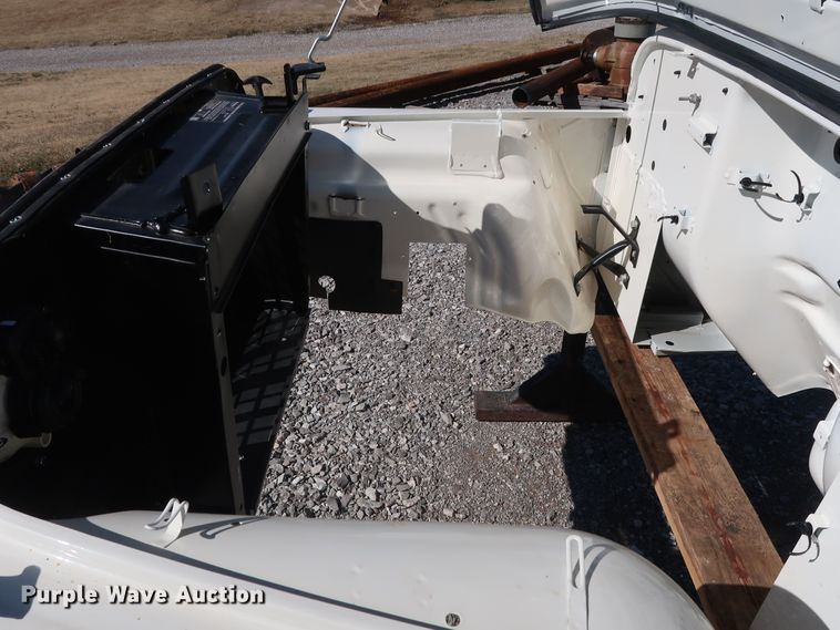 image for item GD9829 2018 Mahindra Roxor Off-Road body