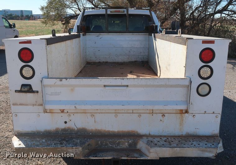 image for item GD9895 2010 Ford F350 Super Duty SuperCab utility bed pickup truck