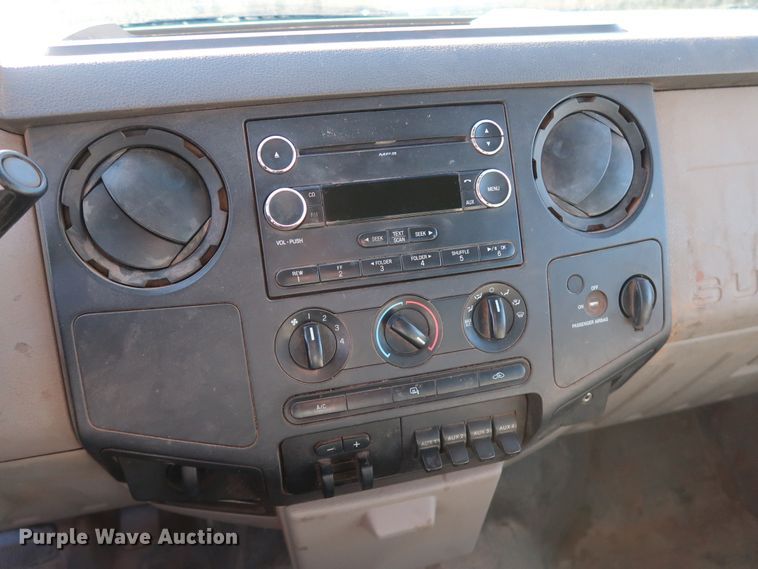 image for item GD9895 2010 Ford F350 Super Duty SuperCab utility bed pickup truck