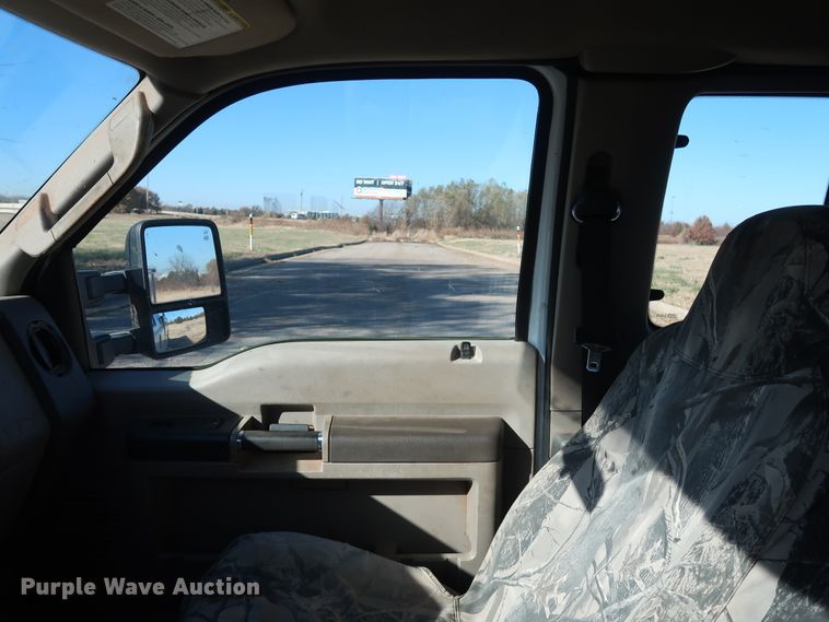 image for item GD9895 2010 Ford F350 Super Duty SuperCab utility bed pickup truck