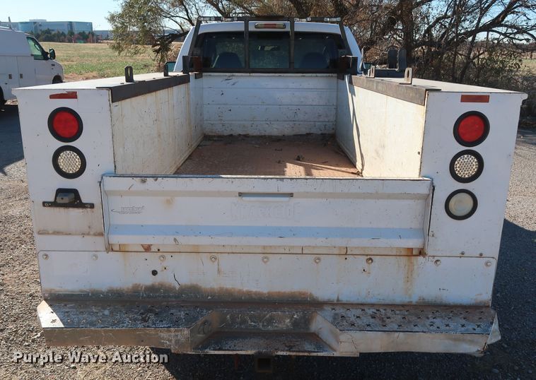 image for item GD9895 2010 Ford F350 Super Duty SuperCab utility bed pickup truck