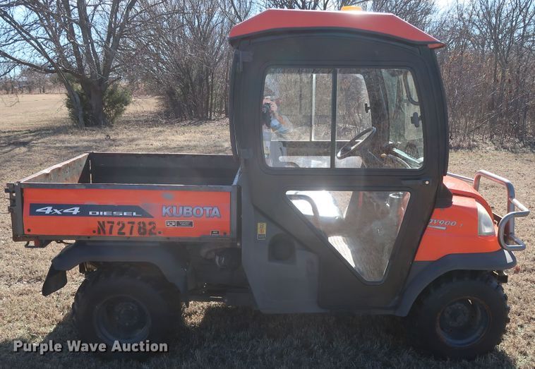 image for item GD9933 2011 Kubota RTV900 utility vehicle