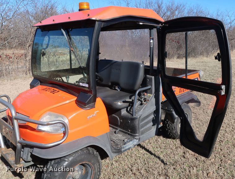 image for item GD9933 2011 Kubota RTV900 utility vehicle