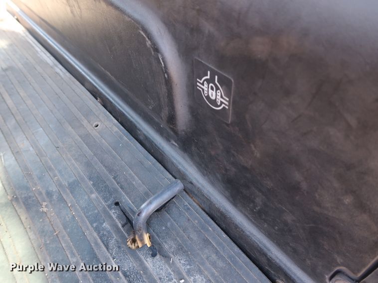 image for item GD9933 2011 Kubota RTV900 utility vehicle