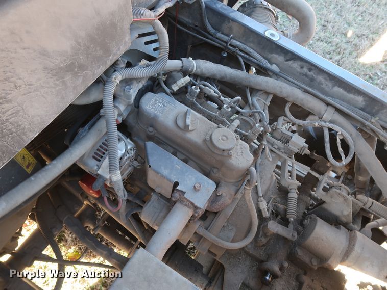 image for item GD9933 2011 Kubota RTV900 utility vehicle